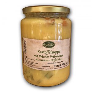 Kartoffelsuppe mit Wiener Würstchen